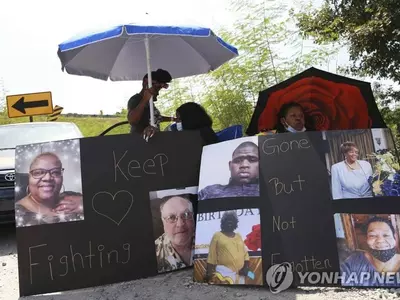 스쿨버스 탑승 근무 3명 잇단 코로나 사망