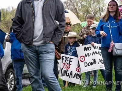 미, 청소년 코로나백신 부모 반대 '암초'