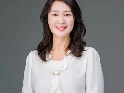 프라미스원은행 쟌스크릭지점장에 줄리 송