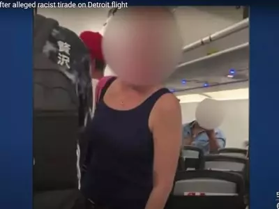 기내서 히잡 여성에 "무슬림 테러리스트" 폭언