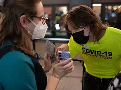 백신 증명 없으면 미국 못 들어온다