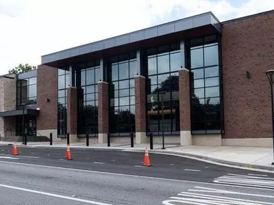 로렌스빌 오로라극장 새 시설 개장 임박