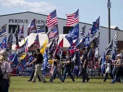 트럼프, "켐프 보다 에이브럼스가 낫다"