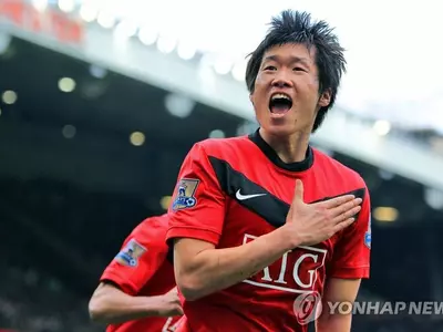 박지성의 호소 "맨유팬 사랑하지만, 개고기송은 멈춰야"