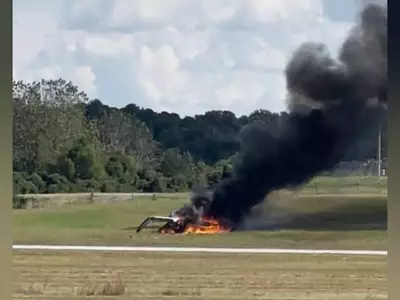 디캡 경비행기 추락 가족여행 중 참변