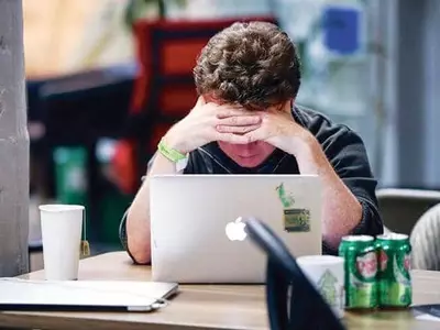 코로나 팬데믹 장기화가 청년층 위협