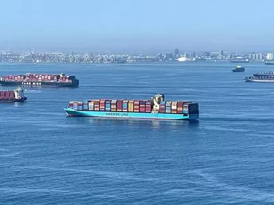 물류대란에 LA·롱비치 항만 24시간 비상 운영