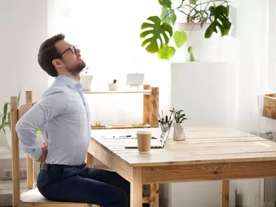 앉아서 주로 생활하는 사람에게 생기는‘의자병’