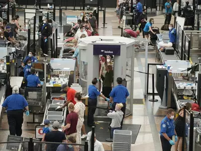 18세 이상 미 입국 백신 증명 의무화