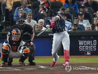 애틀랜타, 월드시리즈 첫판서 휴스턴 6-2로 제압