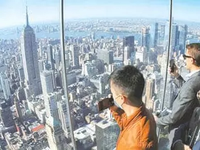 비싼 땅값에 하늘도 사고파는 뉴욕… 마천루 숲으로