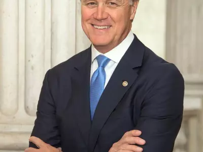 퍼듀, 주지사 경선 출마설 솔솔