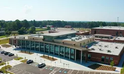 20대 교사가 학생과 부적절한 관계