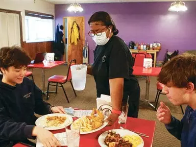 월급 더 받으려면 ‘웨스트 헐리웃’으로 가라