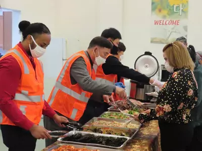 아태재단, 사랑의 나눔 밥퍼 행사서 갈비 대접