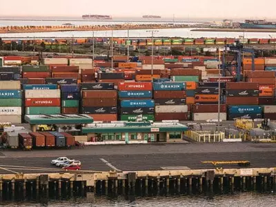 물류대란이 빚은 촌극… 컨테이너 처리 시장이 뜬다