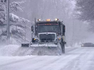 미국 겨울 폭설 예보에도 제설차 운전사 부족해 발 동동