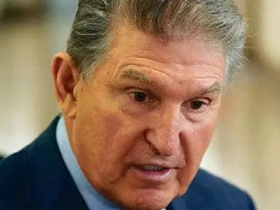 또 바이든 발목 잡은 맨친 “재건법안 반대”