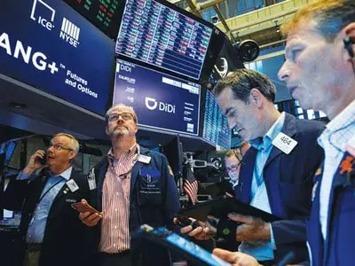 ‘산타 랠리’ 물 건나갔나… 증시 연말 반등 없다