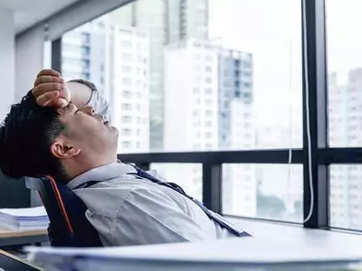 ‘쉬고 싶다’ 대책 없는 줄사표