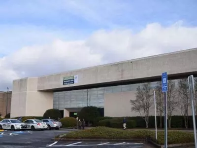 코로나19 검사 2시간 대기해야