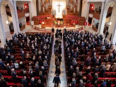 자니 아이잭슨 전 상원의원 장례식 엄수