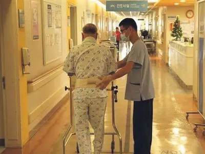 파킨슨병 환자, 주 5회 30분씩 운동하면 사망률 34% 감소