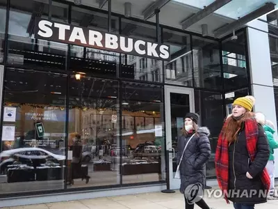 대법원 백신 접종 의무화 무효 판결에 스타벅스도 계획 백지화