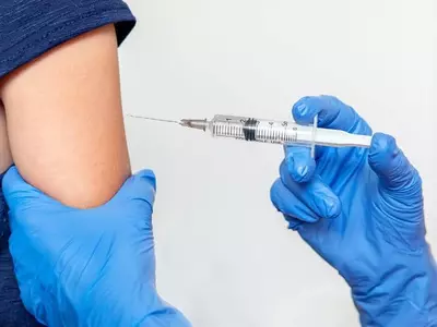 백신 접종 후 나타날 수 있는 심근염·심낭염 증상은?