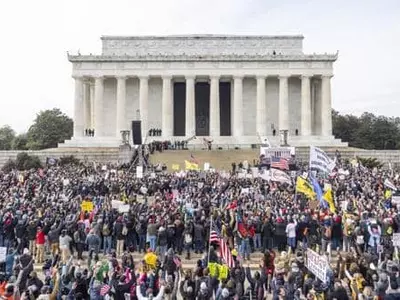 워싱턴DC에 몰려든 수천 명 시위대…"백신 의무화 반대"
