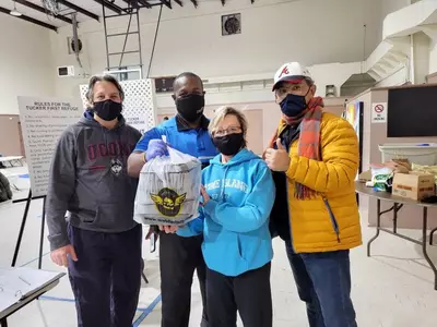 외식업협회, 홈리스 셸터서 음식 나눔