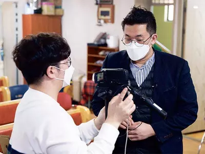 ‘가상현실 예배, 전면 온라인 예배’ 등장, 교계 ‘촉각’