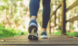 ‘90분 걷기’백신 효과 높인다