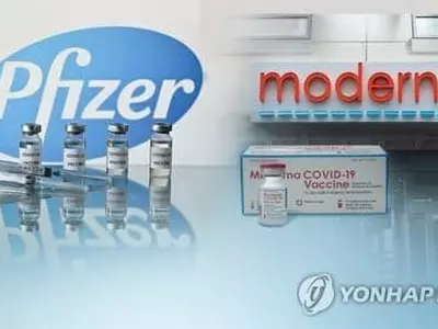 FDA, 화이자·모더나 백신 4차 접종 허가 검토 개시