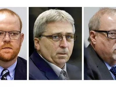 아베리 살해범들 증오범죄 유죄