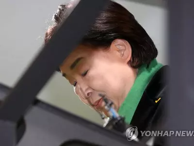 ‘네 번째 대권 도전’ 심상정 참패에 정의당도 위기