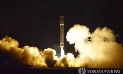 북, 4년4개월만에 ICBM 동해상으로 발사