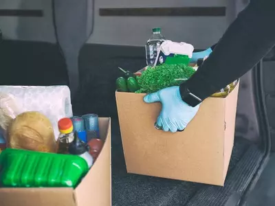 31일 AARC, 한인회 푸드박스 나눔 행사