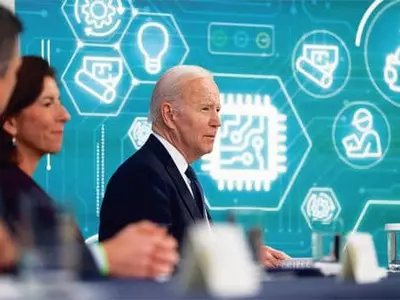 바이든,‘칩4’반도체 동맹 제안… 중국 고립 노림수