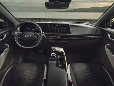 [기아 EV6 시승기] “장점만 보인다… 테슬라를 능가하는 EV6”