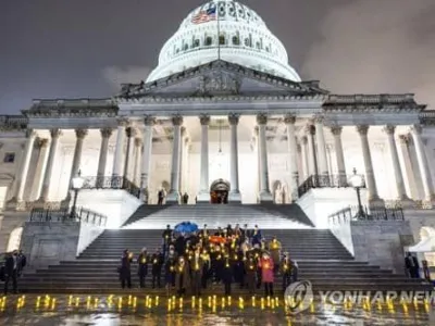 미 코로나 지속에 작년 사망자 또 최대치