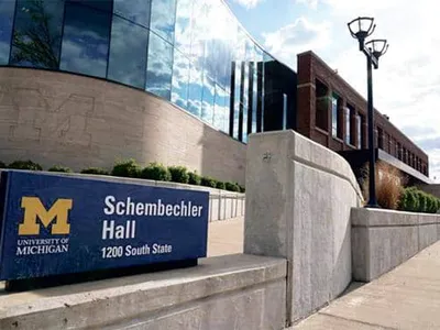 성추행·스킨십… 여성차별 일삼던 음대 교수의 몰락