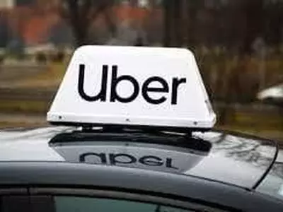 우버도 마스크 의무 조치 해제…운전사 옆좌석 이용도 가능