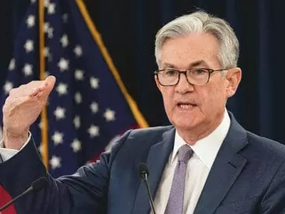 파월, 금리 0.5%p씩 3회 연속 인상 가능성 부인 안 해