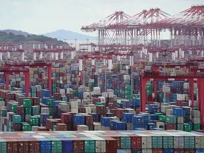 무역전쟁서 후퇴?… 물가 대처·대러 제재 공조 ‘중국 끌어안기’