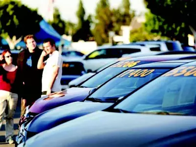 사기 어려운 새 차… 가격도 2년새 22% 올라