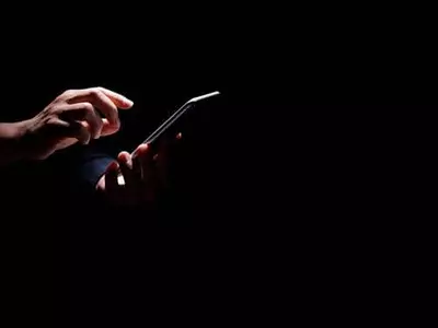 ‘가짜 정보’ 게시물, SNS서 삭제 찬성