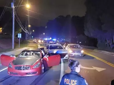 귀넷경찰 차량 폭주족 88명 체포