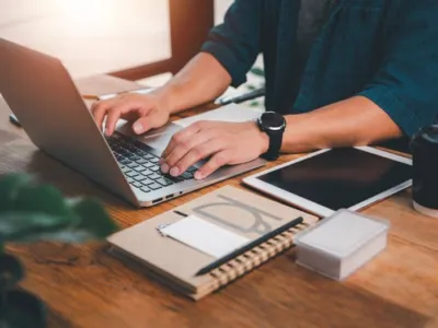 집에서 일하고 연봉 20% 삭감?