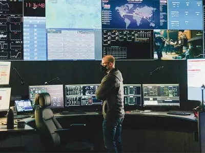 물가 첩첩산중…개스값 이어 전기료도 급등